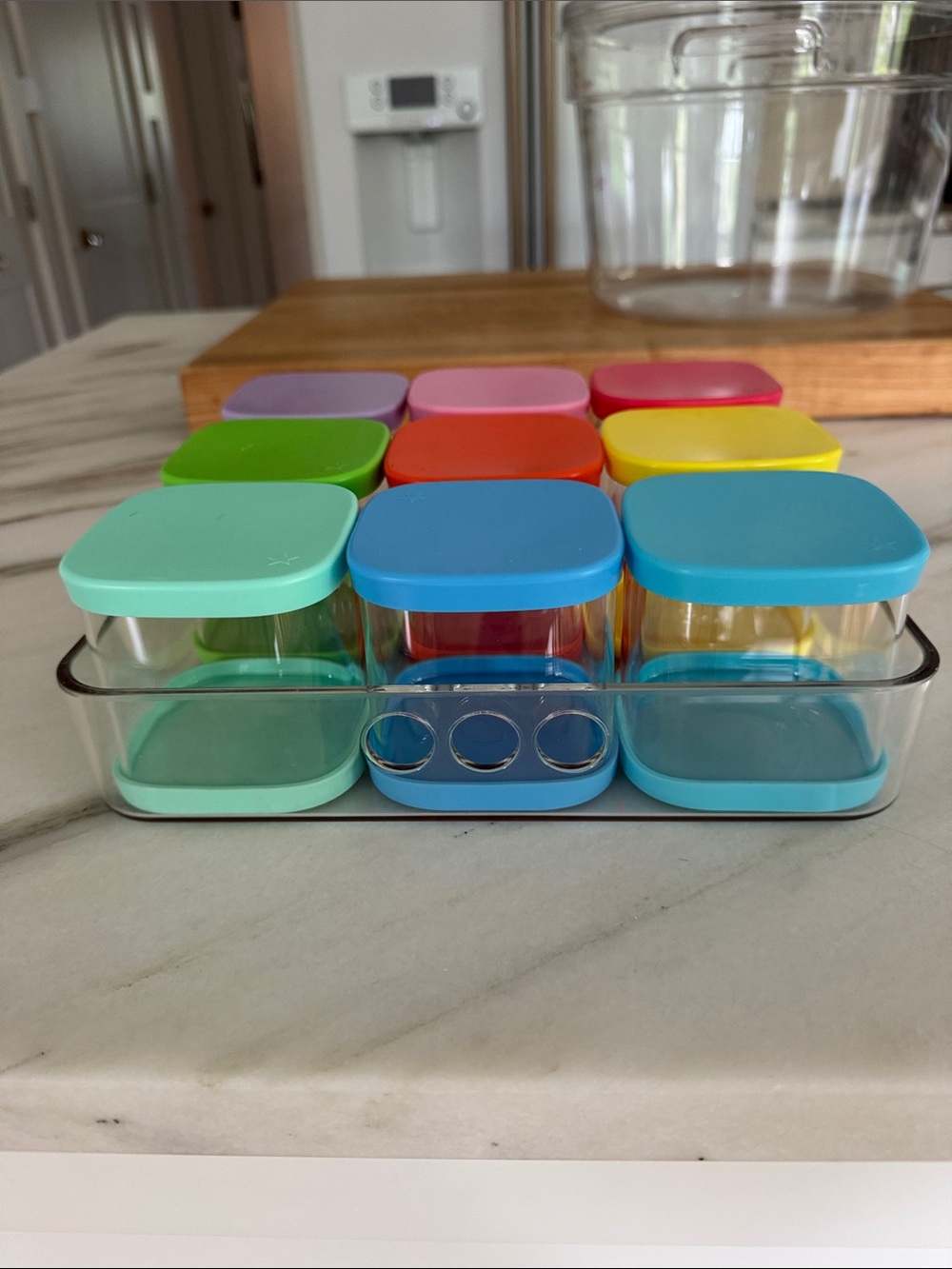 Yumbox organizer with tray